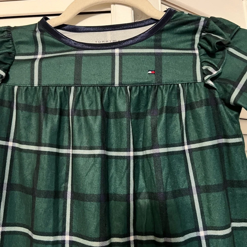 Tommy‎ Hilfiger Gown SZ 4T NWT